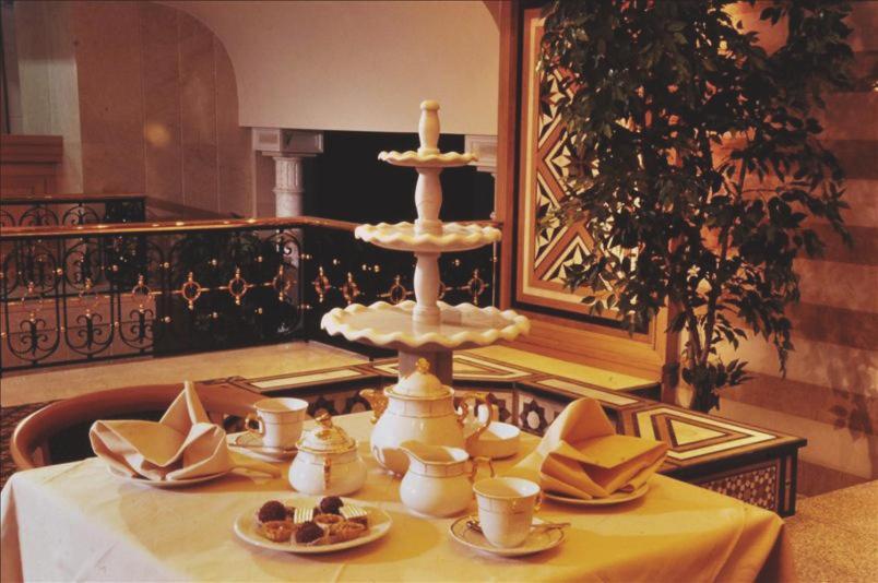 Grand Hotel Beirut Ngoại thất bức ảnh